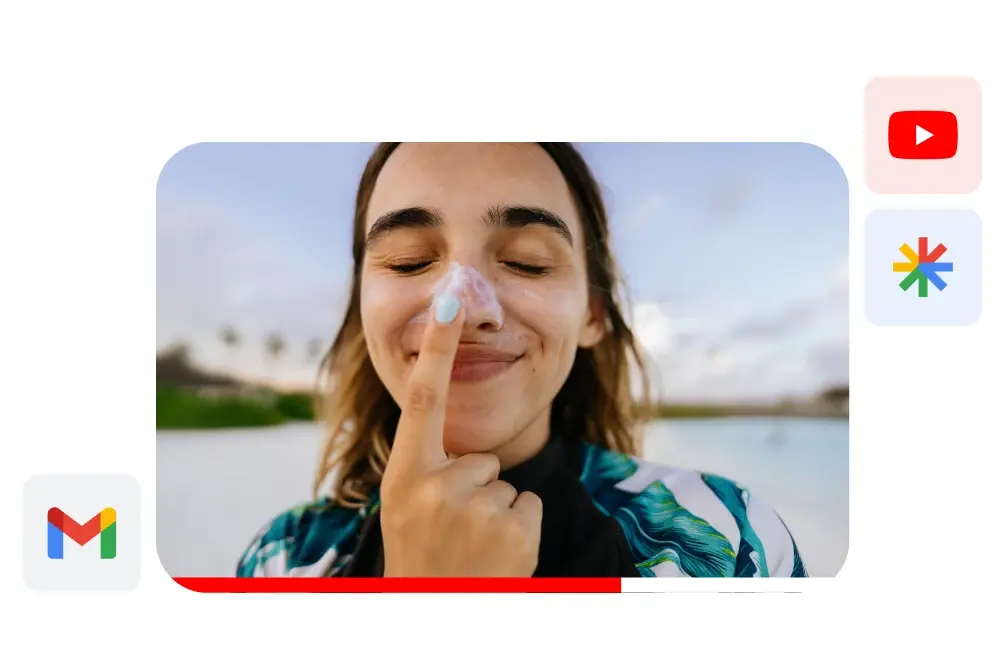 Google’ın resmi Demand Gen sayfasında Gmail, YouTube ve Discover ikonları yanında güneş kremi kullanan kişinin reklam görseli