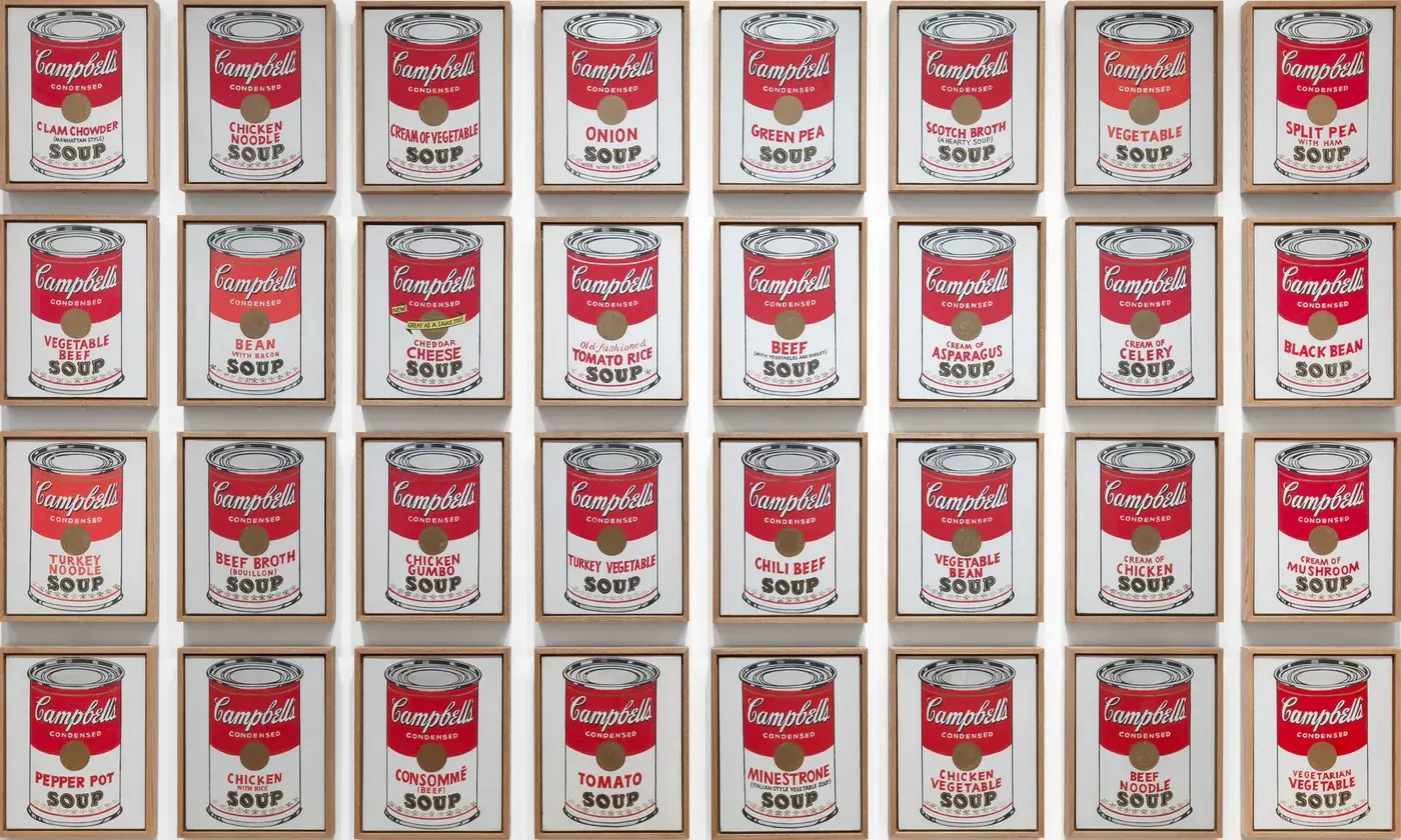 Andy Warhol’un Campbell’s Soup Cans eserindeki otuz iki panel