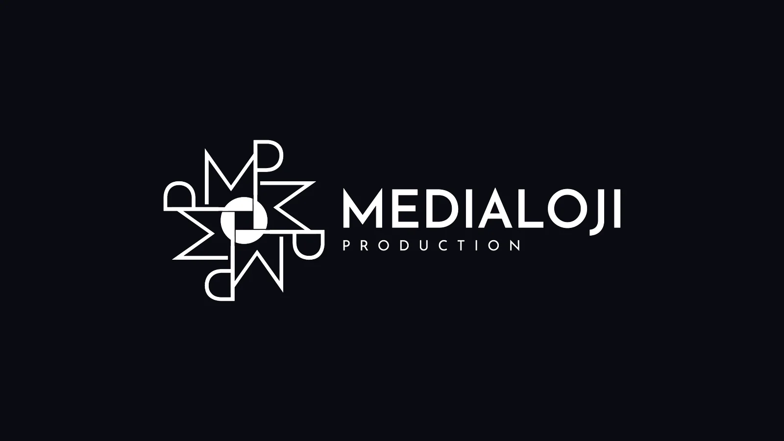 Medialoji Production logo tasarımı: koyu zeminde beyaz, MP harflerinden dönen amblem